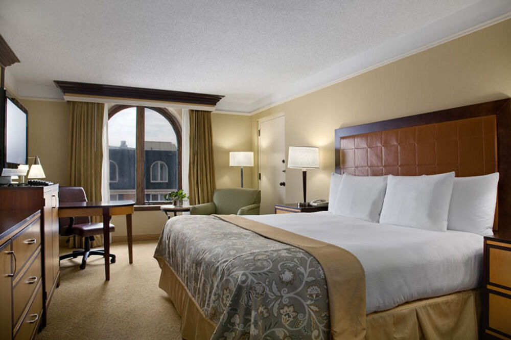 Hilton Wilmington/Christiana Hotel Newark Exterior photo